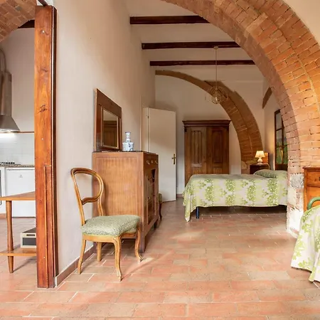 Marzia - La Valentina Farm stay *
